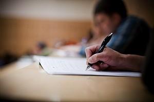 Cours de droit social avec Michel Mine, enseignant. Cours de droit social avec Michel Mine, enseignant.